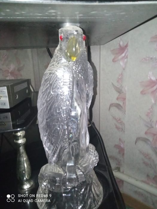 Полка под телевизор