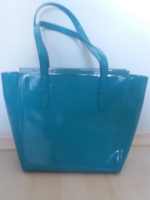 Дамска чанта естествена кожа