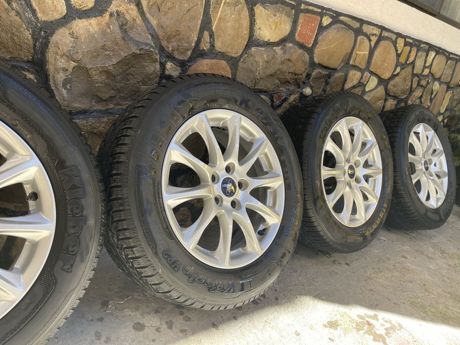 Jante cu cauciucuri de iarna ford 5x108 ET 50