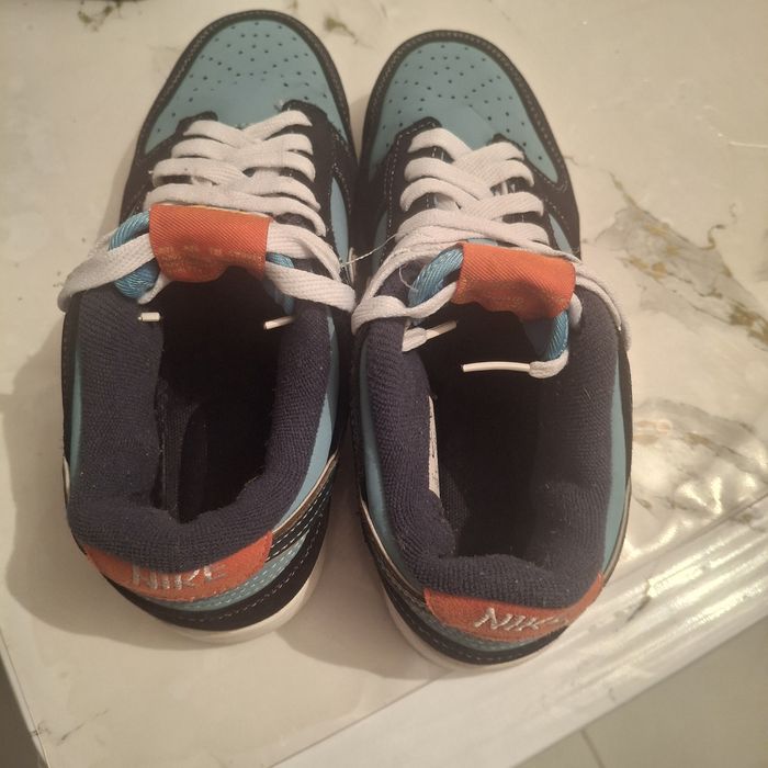 Продам Кроссовки Nike