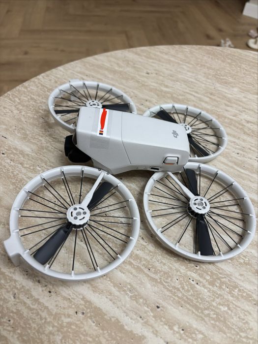 Vand drona DJI Flip 4k