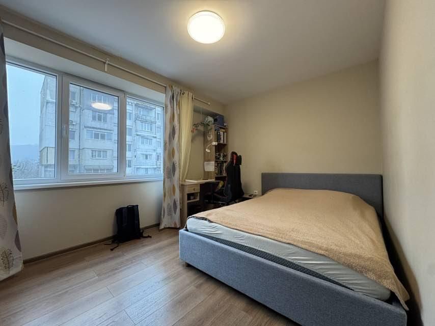 Дава се под наем Тристаен апартамент в Варна, Аспарухово - 120 кв.м за 650 € - Снимка #8