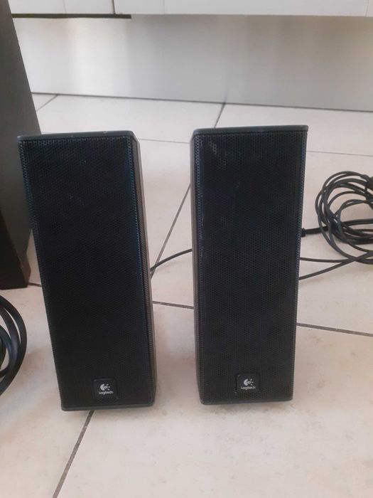 sistem boxe 2.1 Logitech