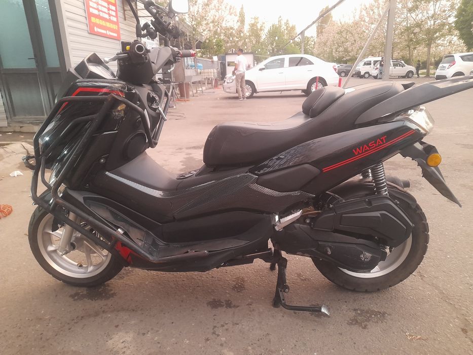 S max sotiladi matasikel srochna naqtga 600$ aybi yoq manzil toshkent.