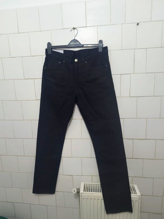 Blugi marca H&M mărime 32 culoare neagra originali made în Pakistan no