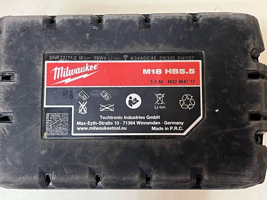 Акумулаторен Ъглошлайф Milwaukee M18 Cag125x + Батерия