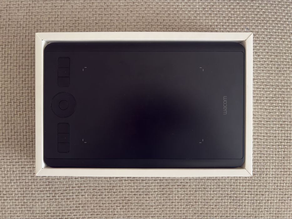 Wacom Intuos Pro S PTH-460 новый