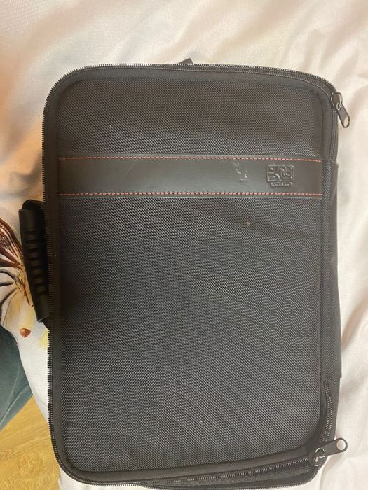 Vând laptop Acer aspire s3 super slim