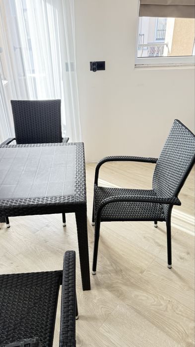 Комплект градинска маса +4 стола