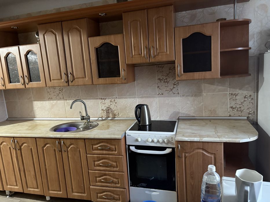 Продам кухонный горнитур