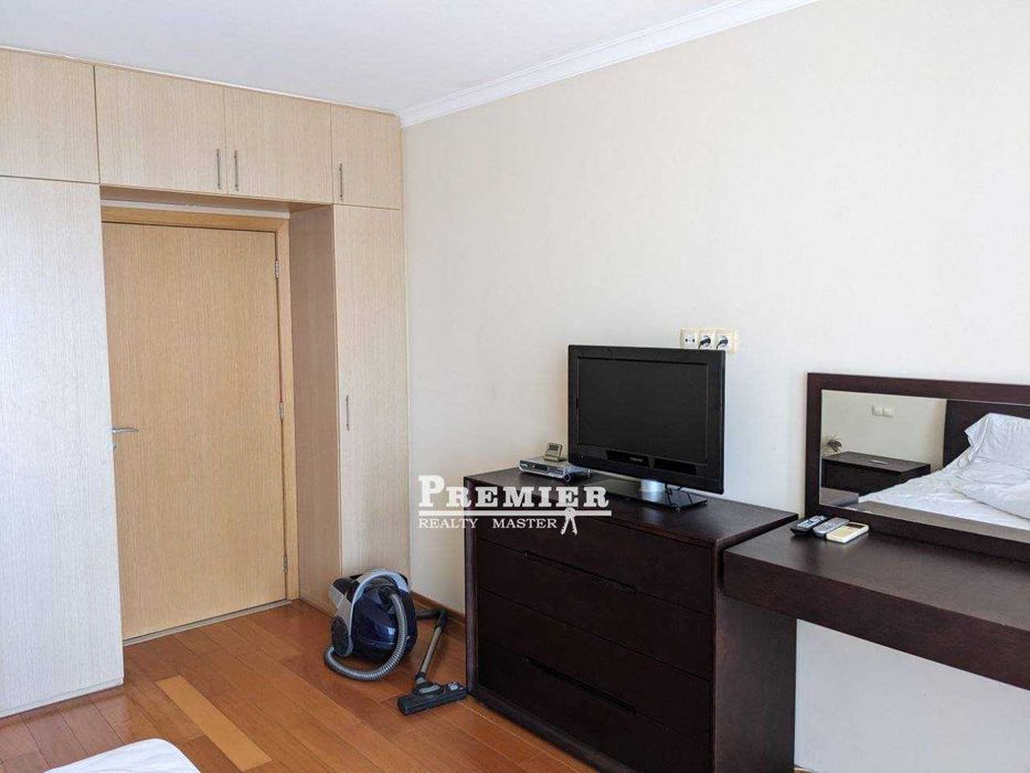 Продава се Тристаен апартамент в Поморие - 300 кв.м за 1024 €/кв.м - Снимка #10