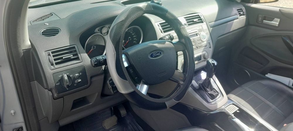 FORD Kuga 2012 — imagine 4