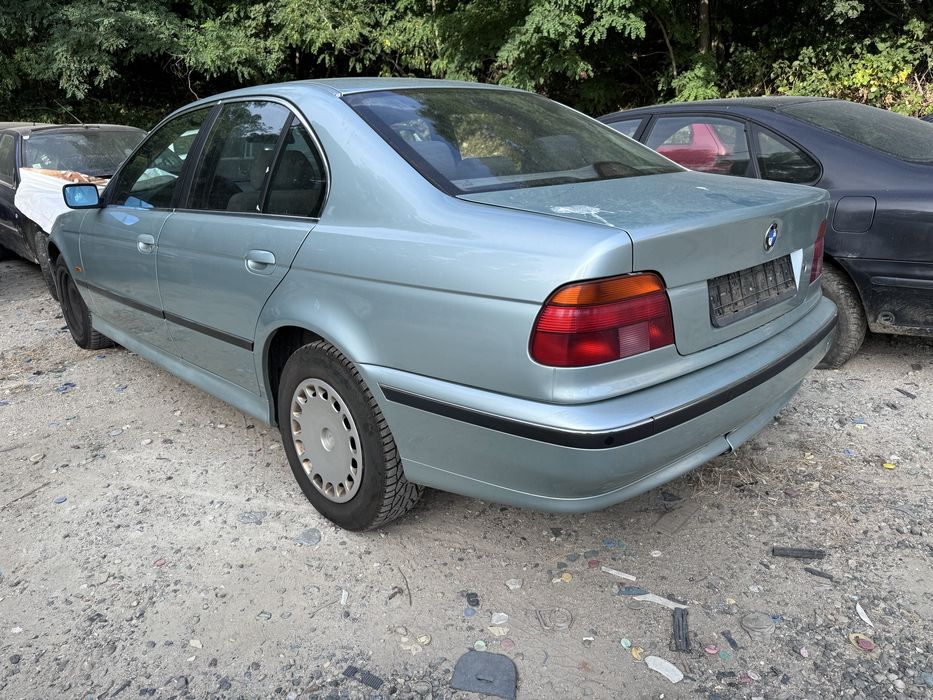 BMW e39 523i 170hp 1999г На Части