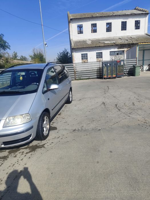 Volkswagen Sharan 2007 diesel, 2.156 € — imagine 1