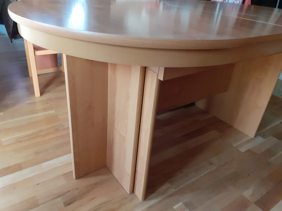 Masa extensibilă +6 scaune