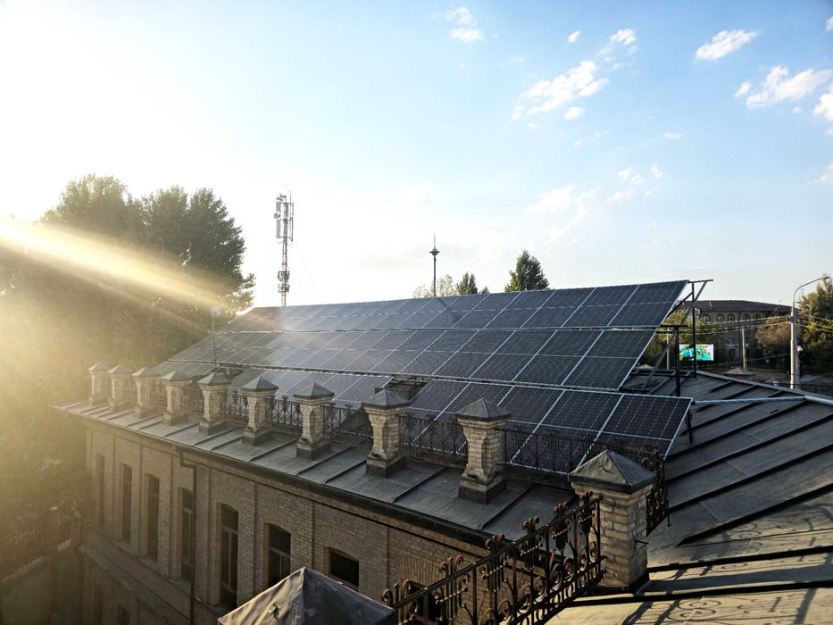 Установка солнечный водонагреватель в рассрочку | Quyosh panellari