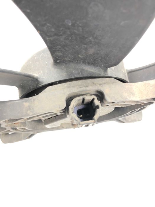 Перка охлаждане воден радиатор и климатик от Mazda 6 2004г