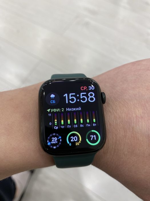 Продам Apple Watch 7 series 45mm