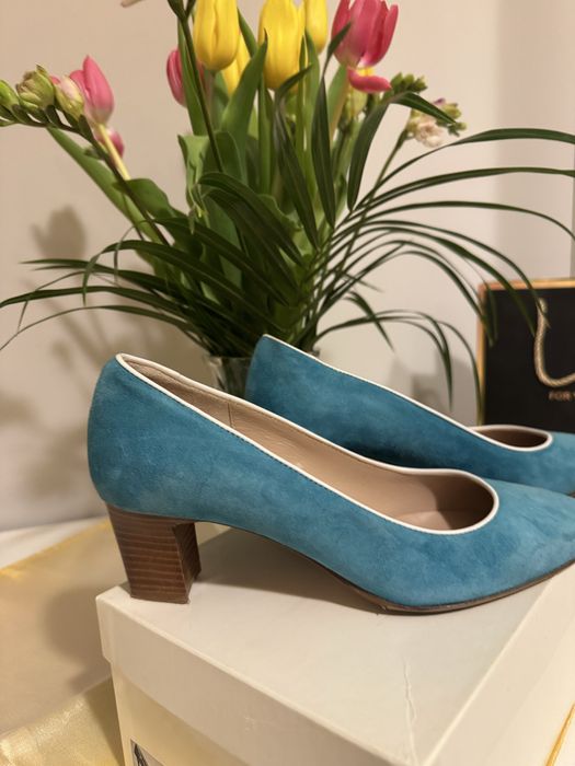 Италиански обувки за дами с малко краче