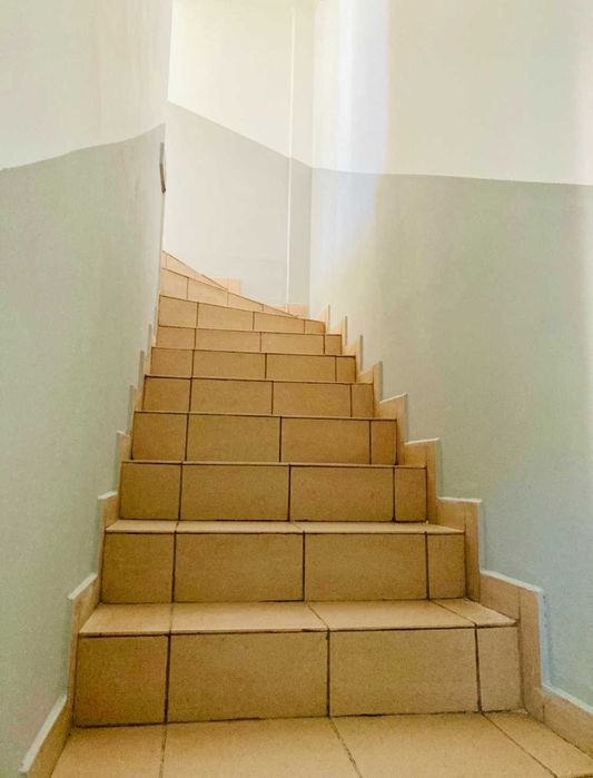 Inchiriez Cladire Birouri cu Garaje si Curte Interioara/ Fara Agentii