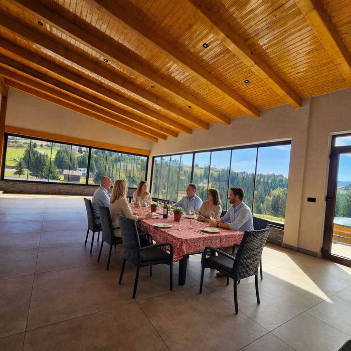 Cabane Piatra Fântânele PAȘTE 2026