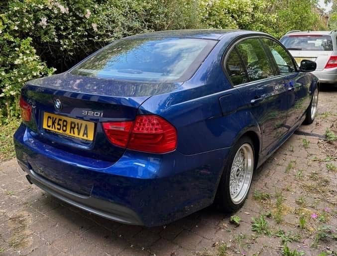 Dezmembrez BMW 320i E90 Lci an 2008 2.0i N43-170cp,M PACK,Recaro,Bbs