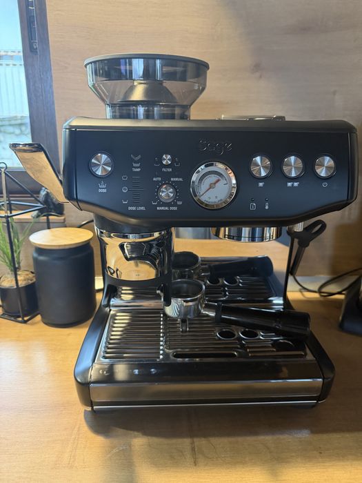 Еспресо машина SAGE SES876BTR the Barista Express™ Impress