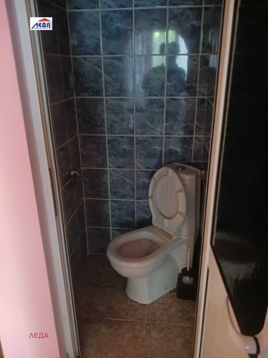 Етаж от къща, град Плевен, Лозенка