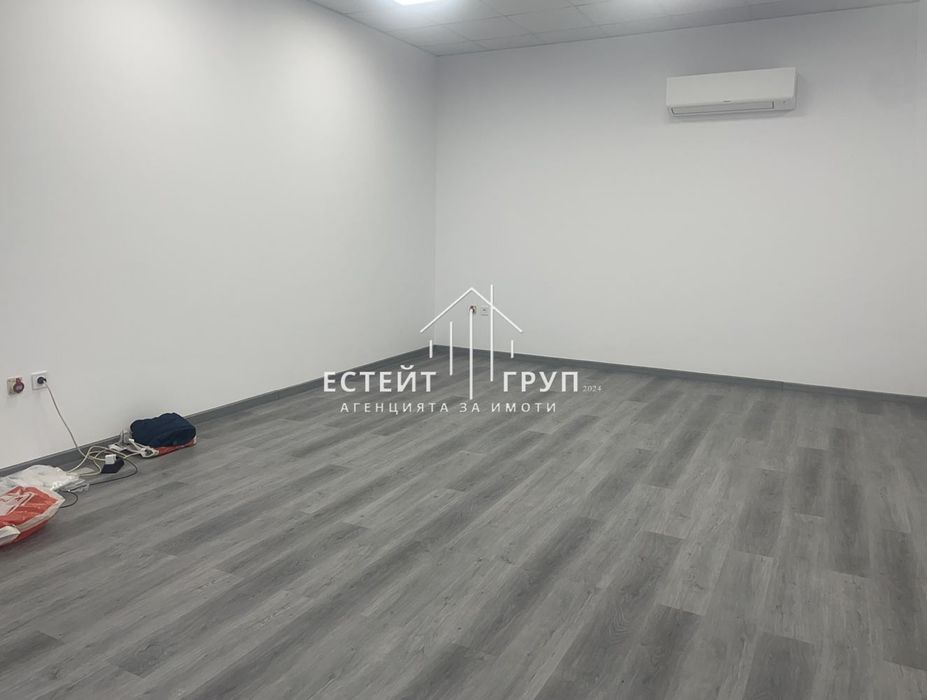 Дава се под наем Магазин в Варна, Автогара - 125 кв.м за 1020 € - Снимка #1