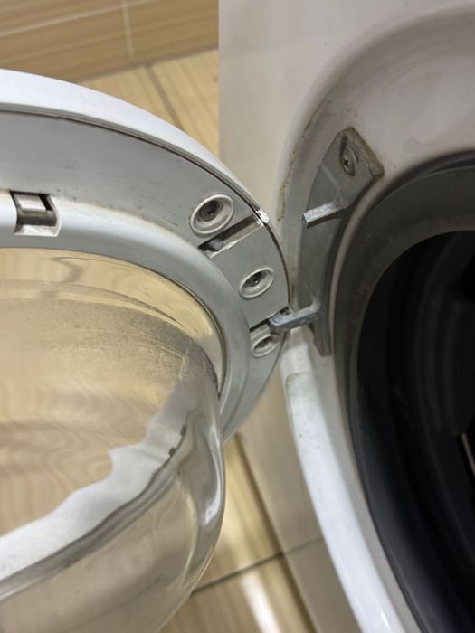 Продам стиральную машинку б/у LG