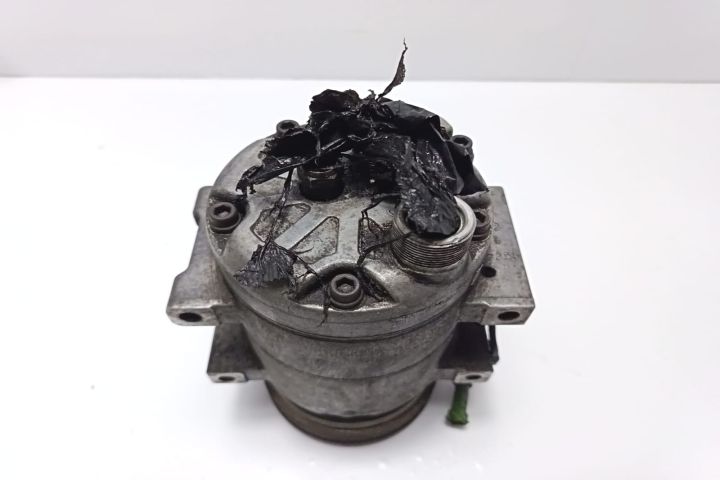 Compresor AC 5621627270 Audi A4 B5