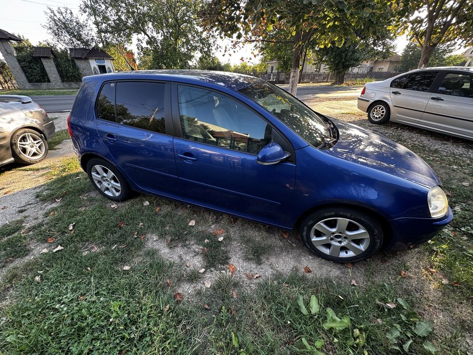 Wolskwagen Golf V 1.6 8v + GPL