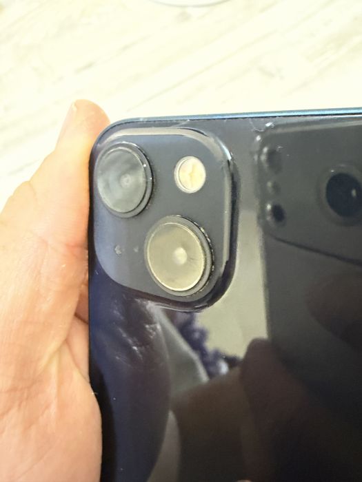 Iphone 13 в хорошем состояний