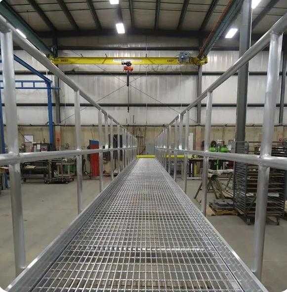 Изработка на метални конструкции, метални рампи и пасарелки