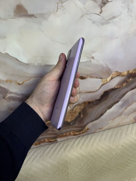 Продам телефон Samsung S20 Fe 128Gb