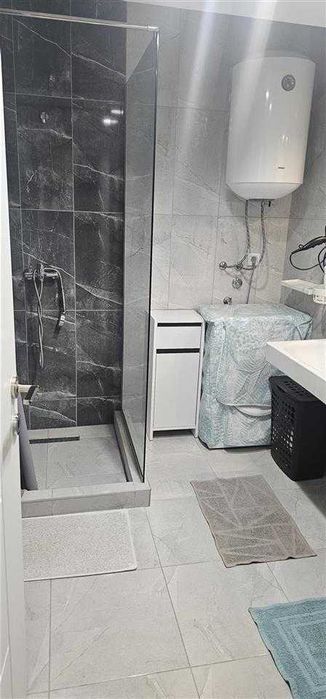 Дава се под наем Двустаен апартамент в Бургас, Изгрев - 68 кв.м за 229.5 € - Снимка #4