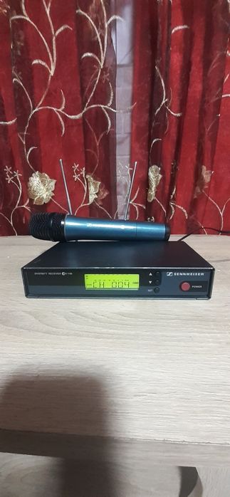 Microfon senheiser em100