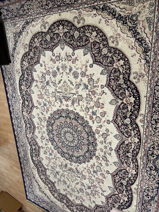 Продам ковер ковер