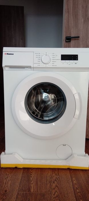 Стиральная машина Hansa