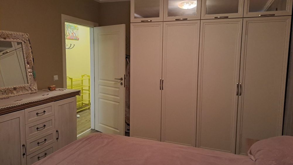 Дава се под наем Двустаен апартамент в Плевен, Идеален център - 77 кв.м за 550 € - Снимка #9