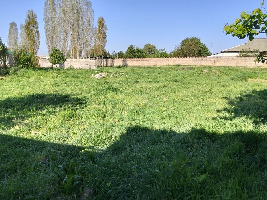 Участка сотилади 4 сотих