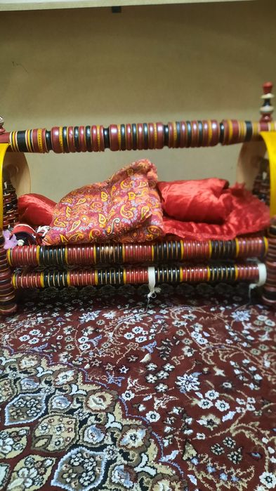 Beshik sotiladi holati yaxwi