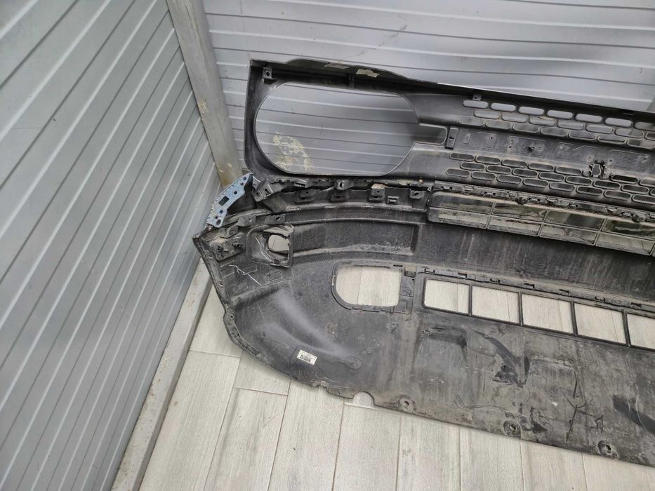 Bara Fata Ford BRONCO An 2021-2025 Cod M1PB-17626-C