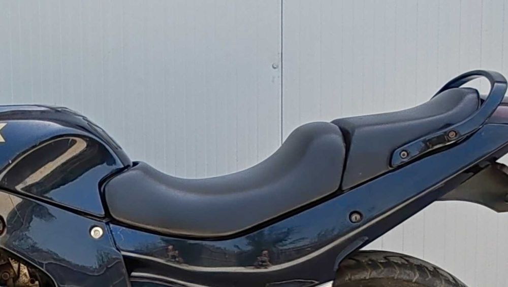 Sa/ scaun/ sezut motociclete si scutere Suzuki RF600r Gsx600f kawasaki zzr600 Burgman 250 Piaggio x9 Vespa