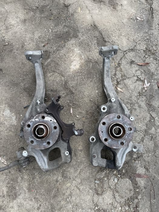 Fuzeta fata stanga dreapta audi a4 b8 b8.5