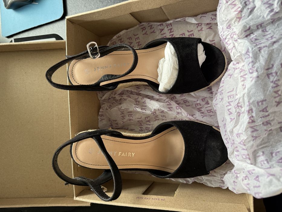 Sandale noi Jenny Fair