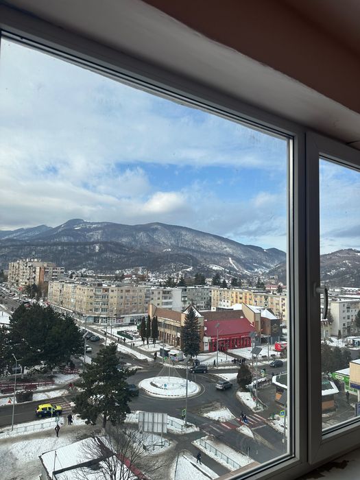 Apartament 2 camere, zona ULTRACENTRALA Vulcan - lift nou functional