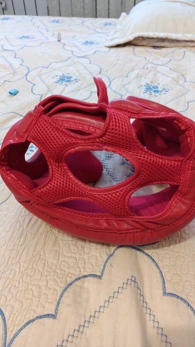 Продам подростковый шлем для бокса