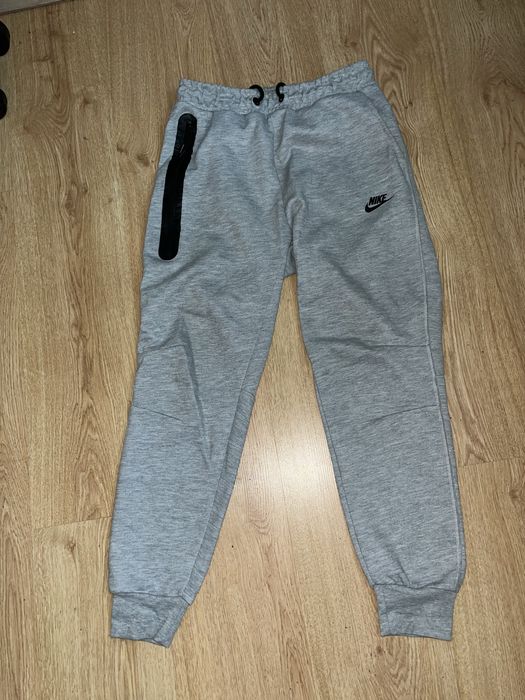 nike tech fleece