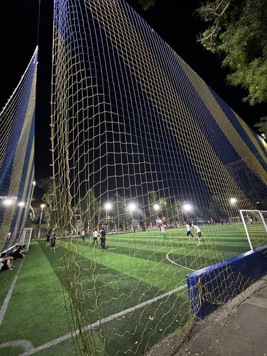 Защитный сетка футбол поля спорт зал ОПТОМ нархларда ГАРАНТИЯ бор